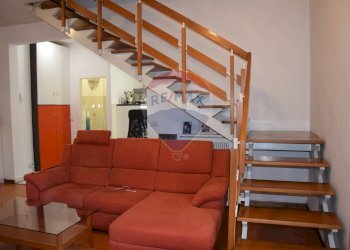 Scale - Villa Via Tanaro
 
84, Ardea - foto 8