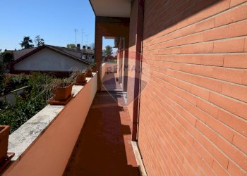 Balcone - Villa Via Tanaro
 
84, Ardea - foto 31