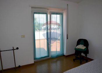 Camera / camera da letto - Villa Via Tanaro
 
84, Ardea - foto 34