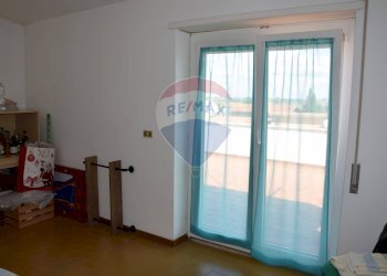 Camera / camera da letto - Villa Via Tanaro
 
84, Ardea - foto 36