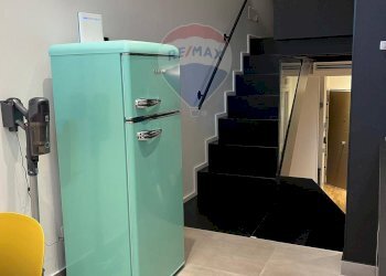 Scale - Trilocale Via Del Vecchio Bastione
 
15, Catania - foto 11