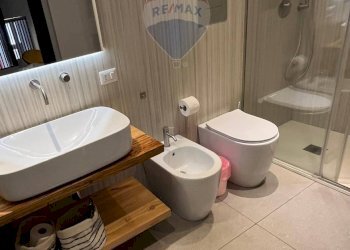 Bagno - Trilocale Via Del Vecchio Bastione
 
15, Catania - foto 23