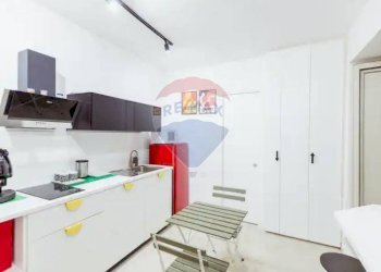 Cucina - Bilocale Via Chiaia
 
37, Napoli - foto 10