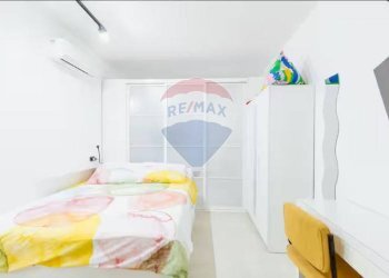 Camera / camera da letto - Bilocale Via Chiaia
 
37, Napoli - foto 13