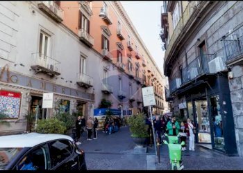Edificio all\'aperto - Bilocale Via Chiaia
 
37, Napoli - foto 22