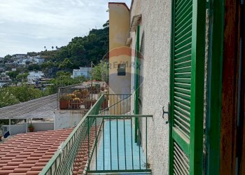 Balcone - Appartamento via Fondolillo, Serrara Fontana - foto 5