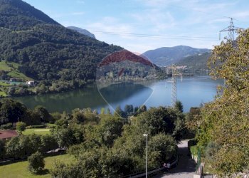 Vista dell\'acqua - Terreno edificabile Endine Gaiano - foto 13