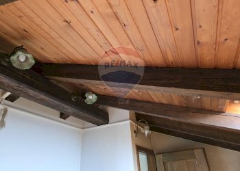 Dettagli - Casa semi indipendente Loc. Pradellano
 
39, Pieve Tesino - foto 18