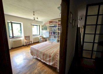 Camera / camera da letto - Casa semi indipendente Loc. Pradellano
 
39, Pieve Tesino - foto 20