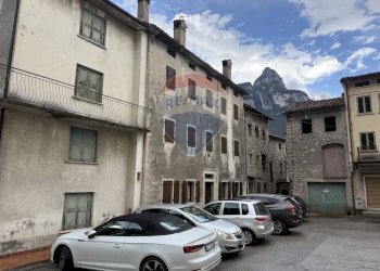 Edificio all\'aperto - Semi-detached house Via Fortogna
 
43, Longarone - photo 2