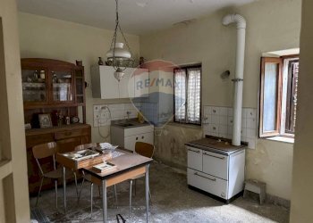 Cucina - Semi-detached house Via Fortogna
 
43, Longarone - photo 10