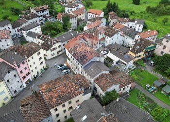 Casa all\'aperto - Semi-detached house Via Fortogna
 
43, Longarone - photo 30