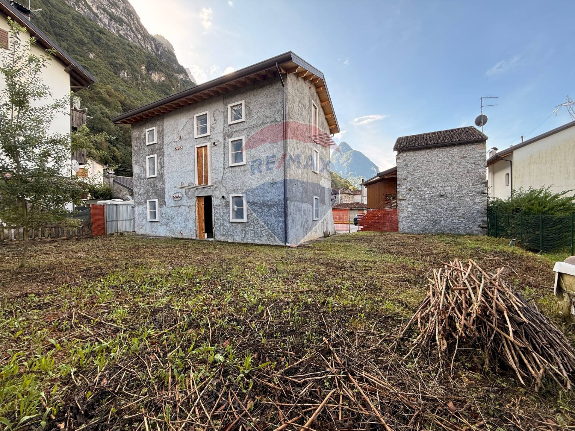 Casa all\'aperto - Independent house Via dogna
 
293, Longarone - photo 3