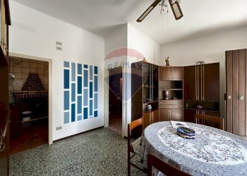 Sala da pranzo - Appartamento Via Mentana
 
10, Rodi Garganico - foto 1