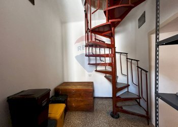 Scale - Appartamento Via Mentana
 
10, Rodi Garganico - foto 15