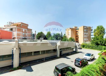 Edificio all\'aperto - Apartment via casetta mattei
 
167, Roma - photo 20