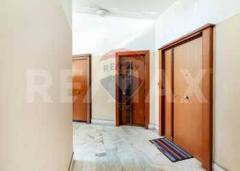 Hall / corridoio - Apartment via casetta mattei
 
167, Roma - photo 26