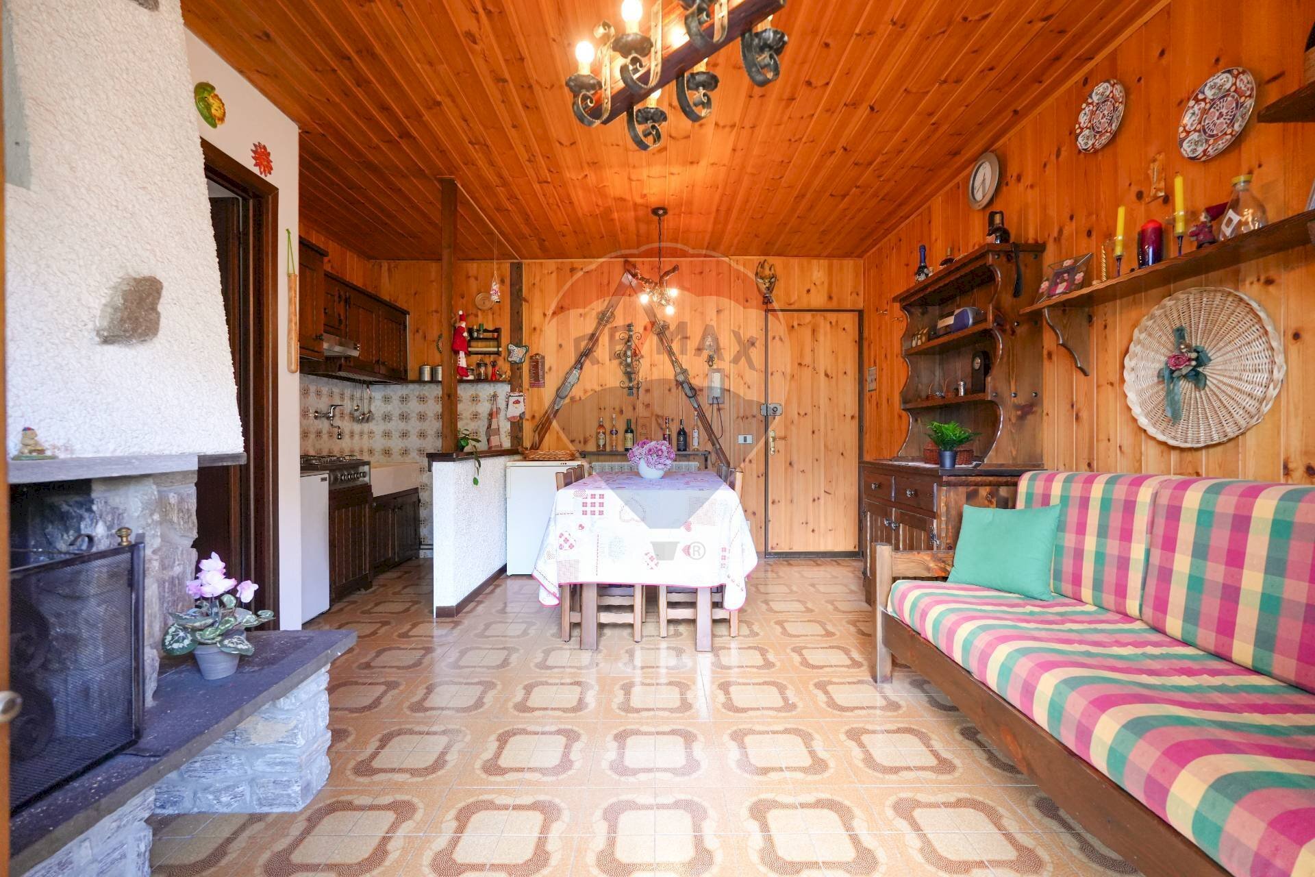 Sala da pranzo - Trilocale via Sparavera
1, Mezzoldo - foto 3