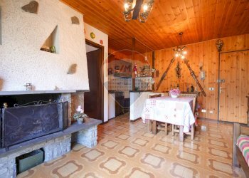 Sala da pranzo - Trilocale via Sparavera
 
1, Mezzoldo - foto 6