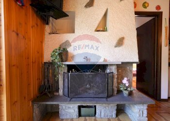 Soggiorno - Trilocale via Sparavera
 
1, Mezzoldo - foto 7