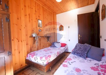 Camera / camera da letto - Trilocale via Sparavera
 
1, Mezzoldo - foto 24