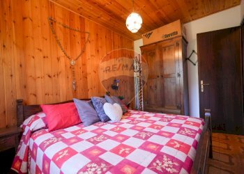 Camera / camera da letto - Trilocale via Sparavera
 
1, Mezzoldo - foto 28