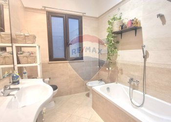 Bagno - Appartamento via Nicolò Tommaseo
 
21, Bagheria - foto 18