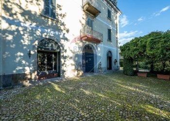 Edificio all\'aperto - Trilocale Binago - foto 3