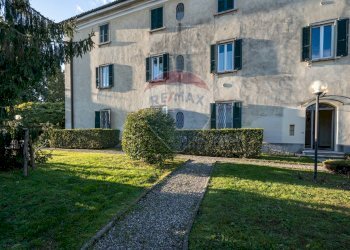 Edificio all\'aperto - Trilocale Binago - foto 12