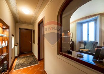 Hall / corridoio - Trilocale Binago - foto 39