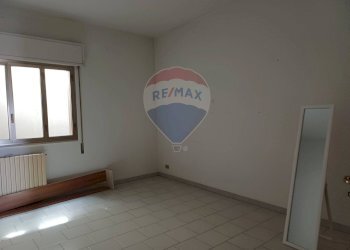 Stanza vuota - Appartamento C/so Kennedy
 
198, Chiaramonte Gulfi - foto 11