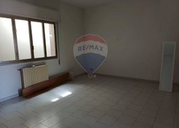 Stanza vuota - Appartamento C/so Kennedy
 
198, Chiaramonte Gulfi - foto 13