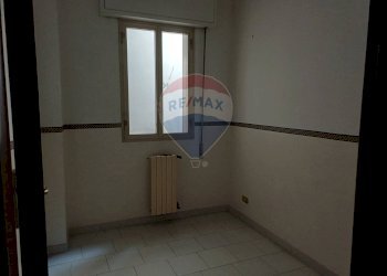 Stanza vuota - Appartamento C/so Kennedy
 
198, Chiaramonte Gulfi - foto 15