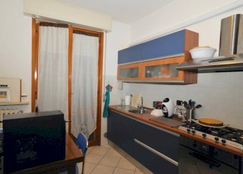 Foto 1 - Trilocale Via Pascoli
 
33, Fidenza - foto 1