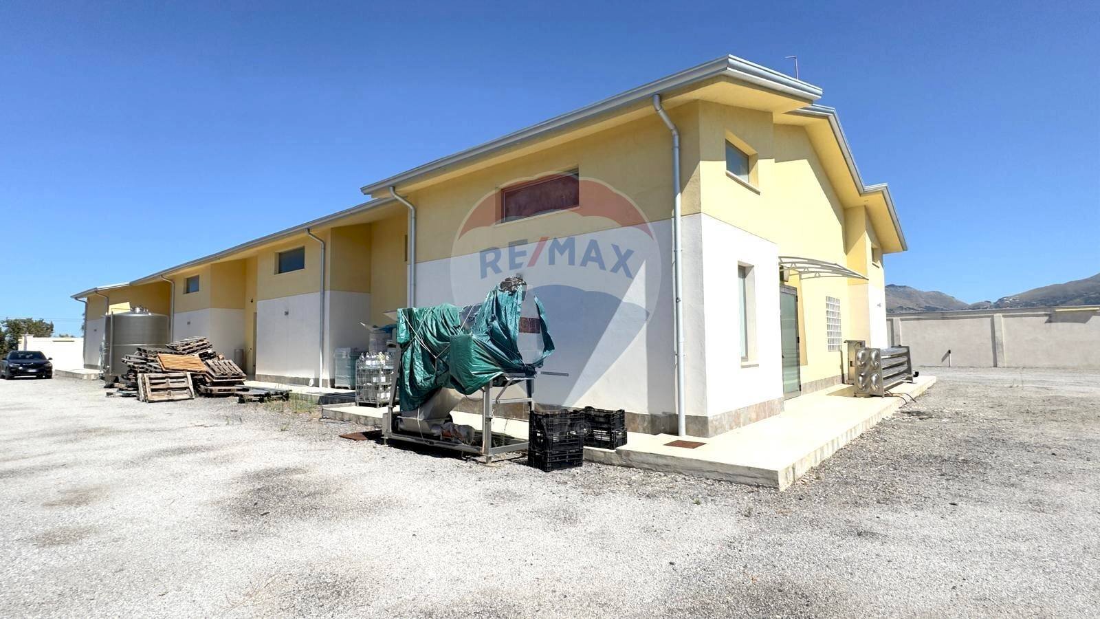 Casa all\'aperto - Capannone CONTRADA TURRISI
 
SNC, Partinico - foto 3