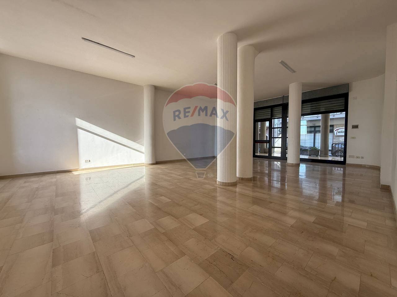 Stanza vuota - Magazzino Via Della Scaletta
 
22, Crispiano - foto 1