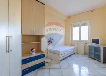 Camera / camera da letto - Quadrilocale Via Lago Di Monticchio
 
G/6, Taranto - foto 12