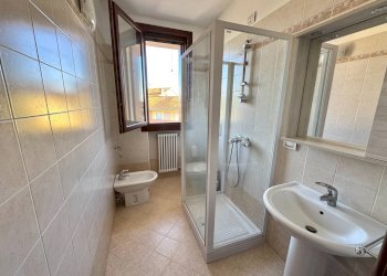 Foto 15 - Trilocale Via Giuseppe Verdi
 
19, Borgo Veneto - foto 15