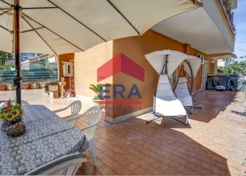 Terrazzo di pertinenza - Quadrilocale Via Napoli
 
10, Ladispoli - foto 19