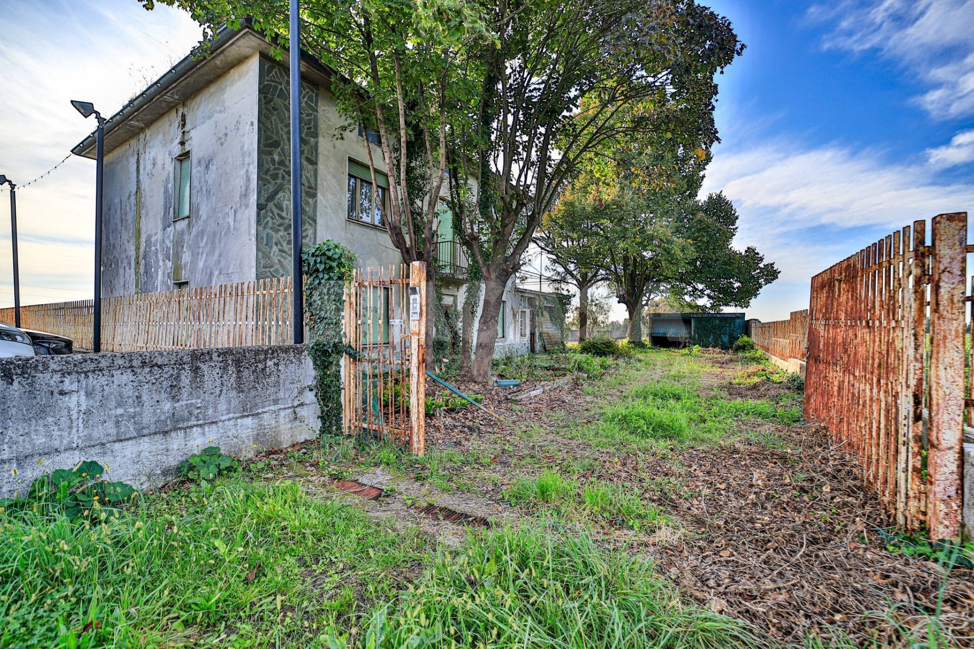 Foto 1 - Terreno edificabile via cascina orobona
 
7, Mezzago - foto 1