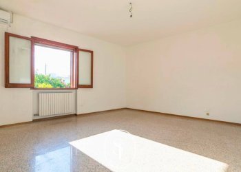 Foto 26 - Villa Via Cavallino
 
1, San Cesario di Lecce - foto 26