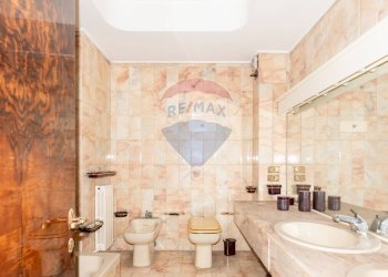 Bagno - Appartamento Via Mergellina
 
23, Napoli - foto 23
