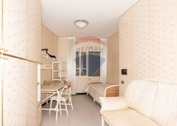 Sala da pranzo - Appartamento Via Mergellina
 
23, Napoli - foto 27