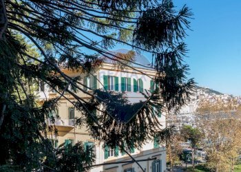 Edificio all\'aperto - Appartamento Via Mergellina
 
23, Napoli - foto 32