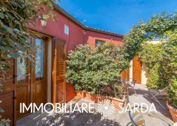 Cortile interno - Villa a Schiera via giulio cesare, 14, La Maddalena - foto 17