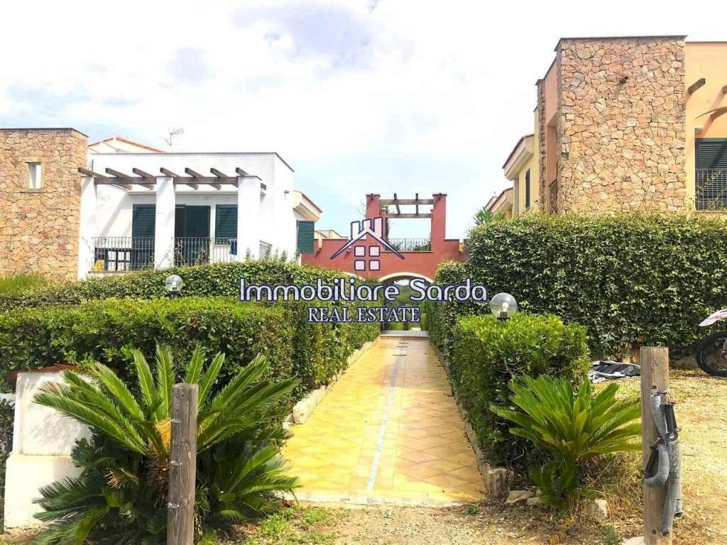 Giardino - Trilocale Porto Pozzo Curichena, Santa Teresa Gallura - foto 2