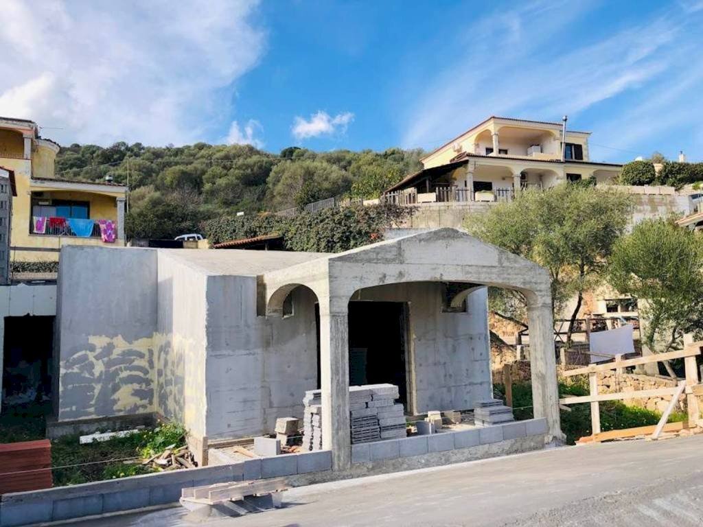 Facciata - Trilocale San Teodoro - foto 1