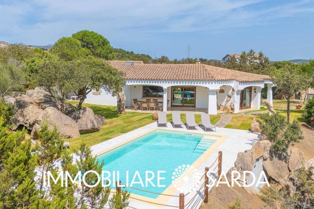 Piscina - Villa Loc. La Mendula, Arzachena - foto 3