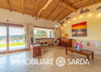 Salone - Villa Loc. La Mendula, Arzachena - foto 12