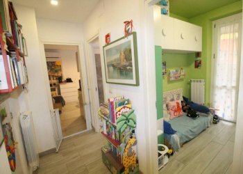 Disimpegno - Bilocale via Loano, Genova (zona Pegli) - foto 7